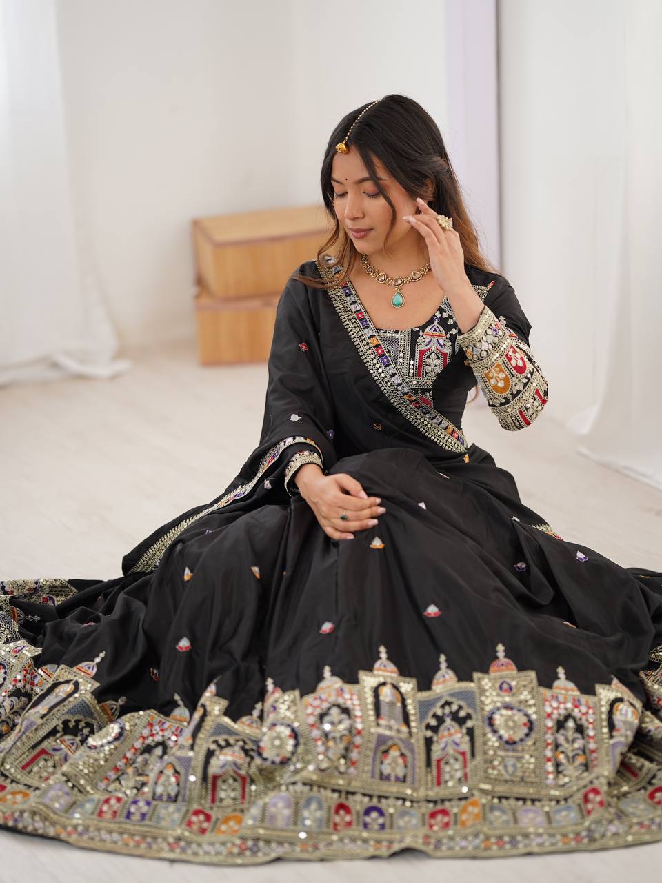 BLACK COLOR NATURAL CREPE SILK LEHENGA CHOLI